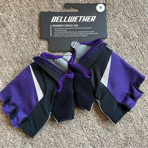 Bellwether Women's Cycling Ergo Gel Glove size Medium, purple and black. NWT